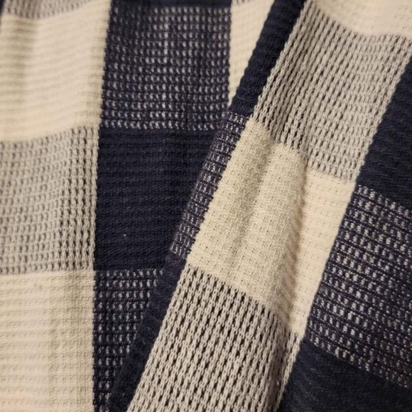 BKE Blue Plaid Shirt Size M - Picture 2 of 3